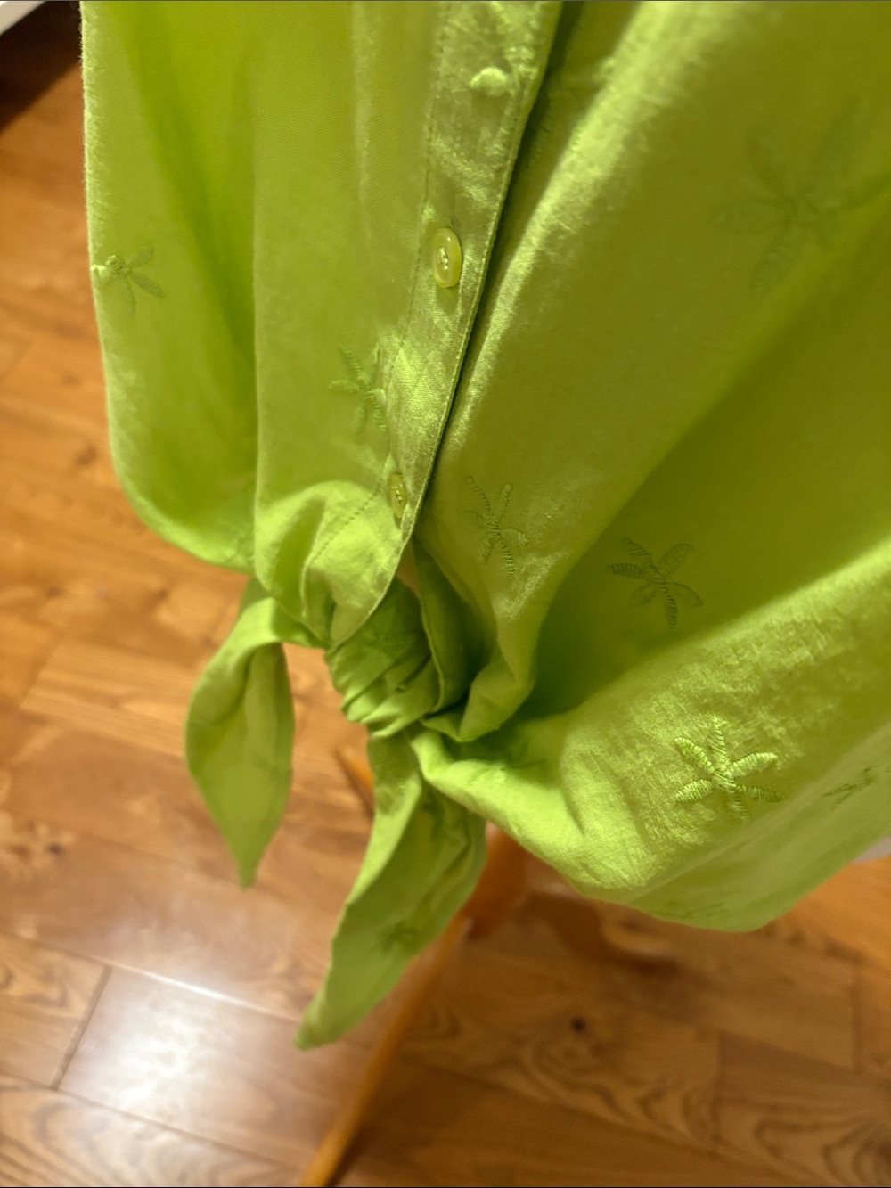 Charlie Paige Sleeveless Button-Up Tie Front Top in Lime - Picture 2 of 7
